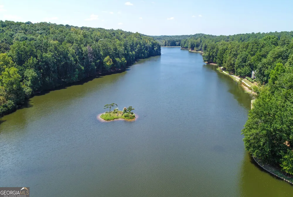 270 Lakeview RDG W Roswell, GA 30076