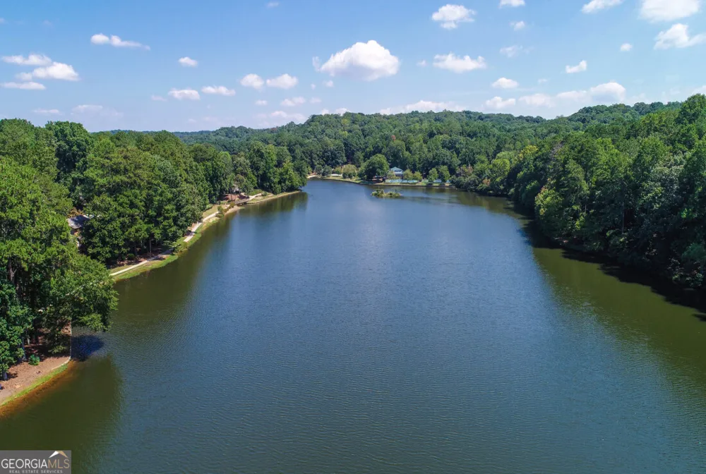 270 Lakeview RDG W Roswell, GA 30076