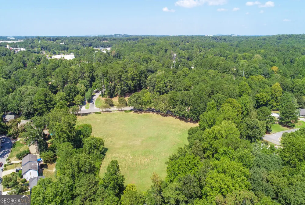 270 Lakeview RDG W Roswell, GA 30076