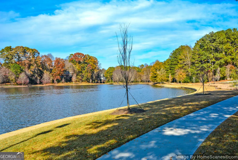 270 Lakeview RDG W Roswell, GA 30076