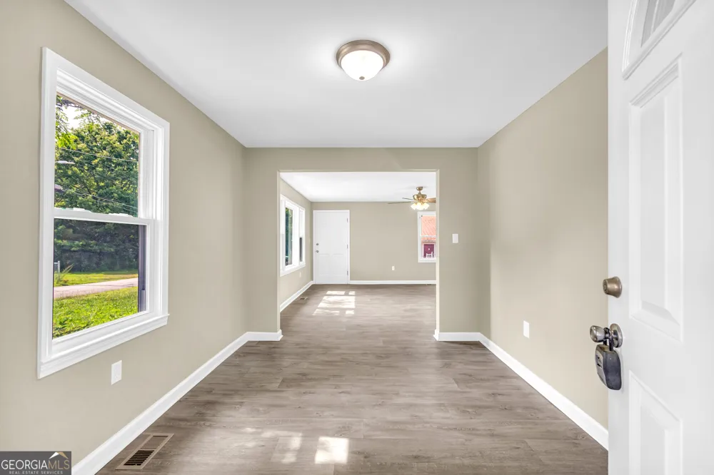 266 Randall ST Lavonia, GA 30553