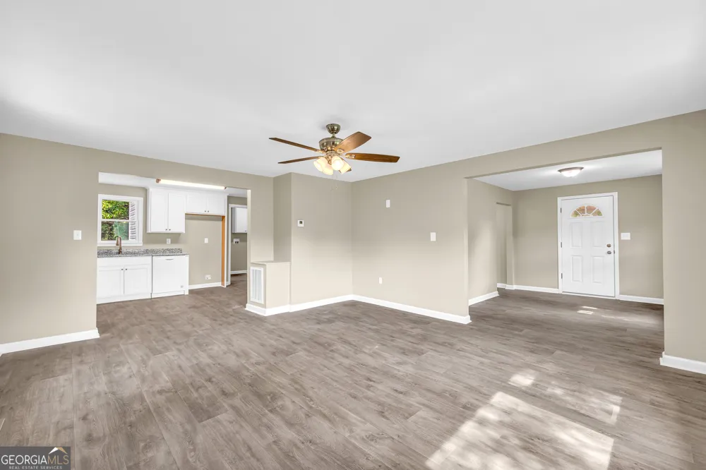 266 Randall ST Lavonia, GA 30553
