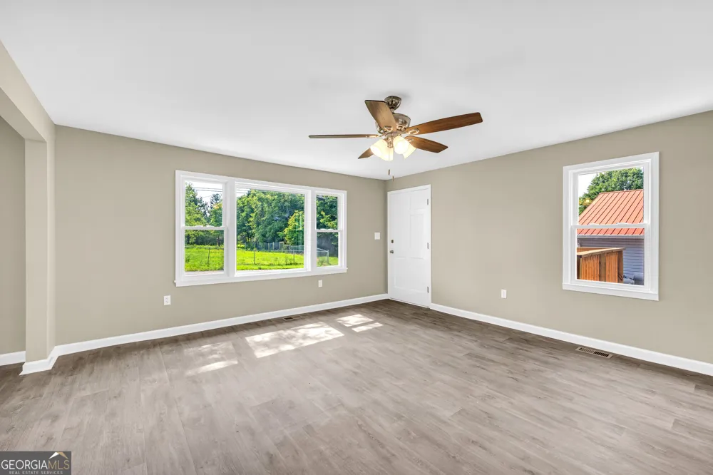 266 Randall ST Lavonia, GA 30553