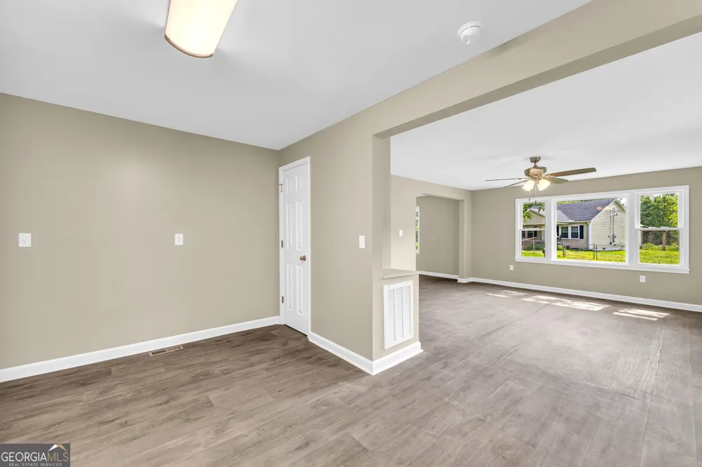 266 Randall ST Lavonia, GA 30553