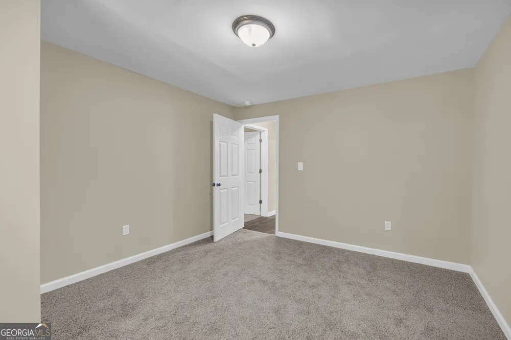 266 Randall ST Lavonia, GA 30553