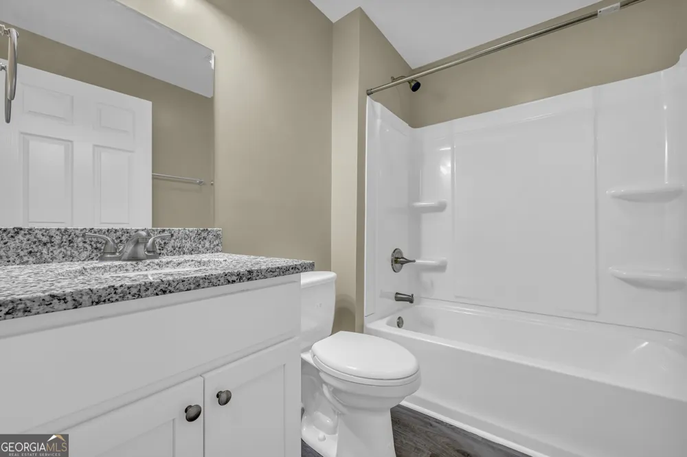 266 Randall ST Lavonia, GA 30553
