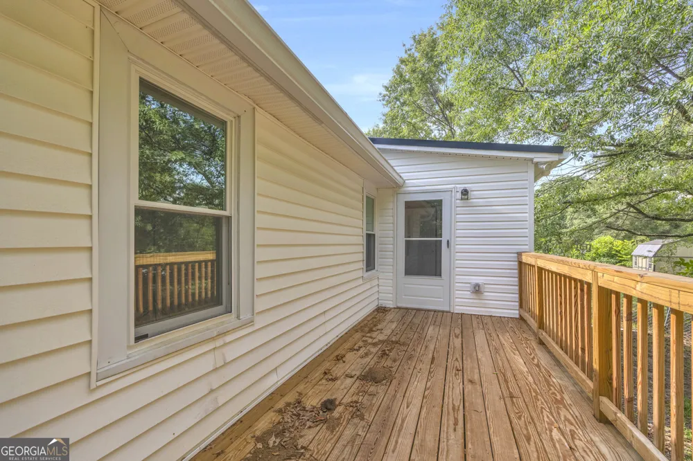 266 Randall ST Lavonia, GA 30553