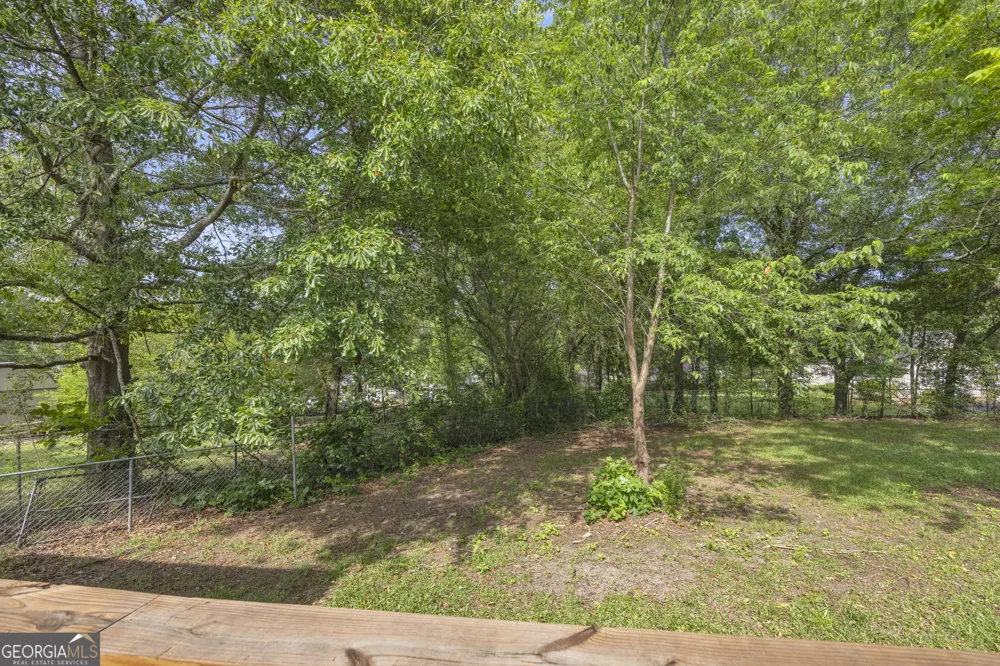 266 Randall ST Lavonia, GA 30553