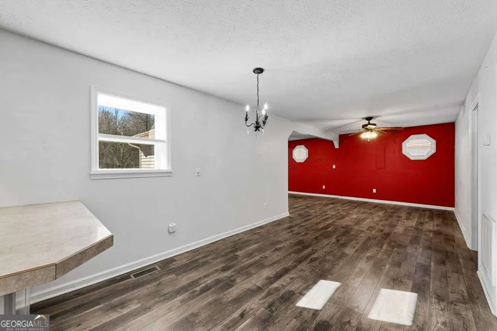 118 Jordan RD Blairsville, GA 30512