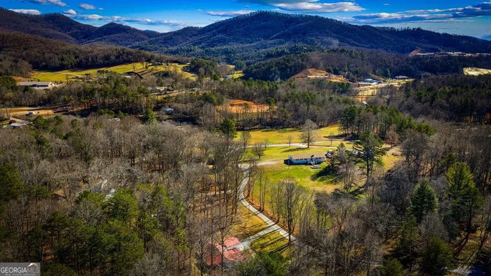 118 Jordan RD Blairsville, GA 30512