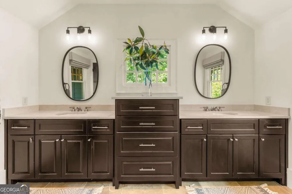 10568 Serenbe LN Chattahoochee Hills, GA 30268