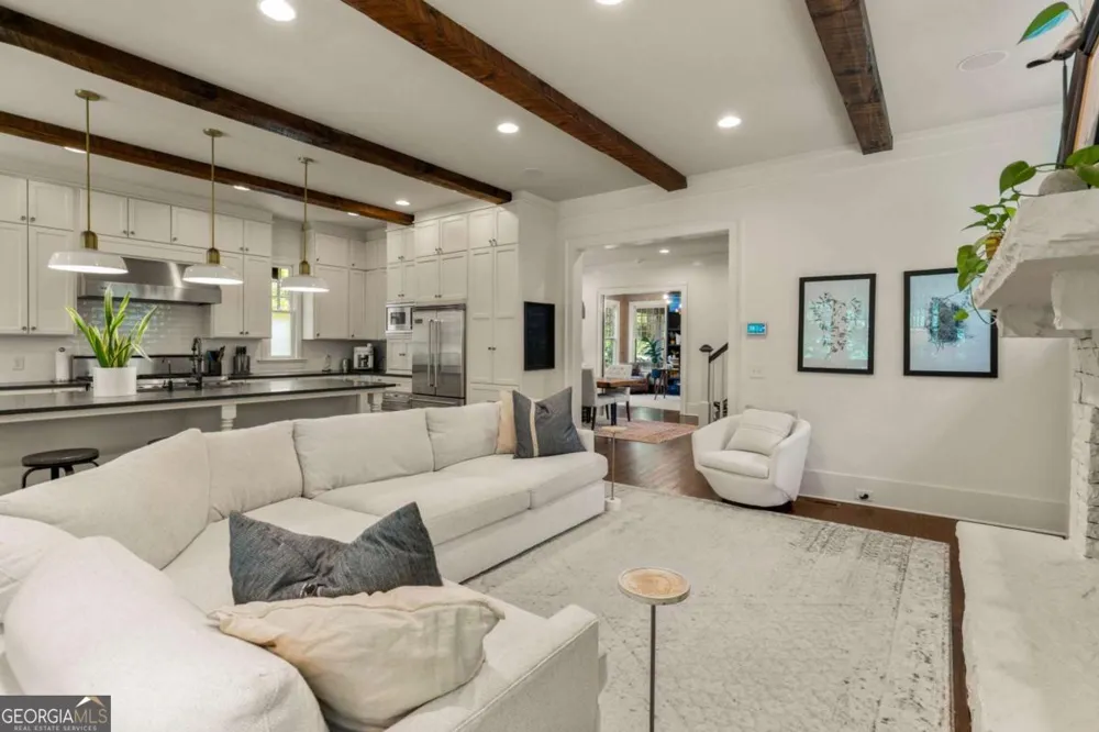 10568 Serenbe LN Chattahoochee Hills, GA 30268