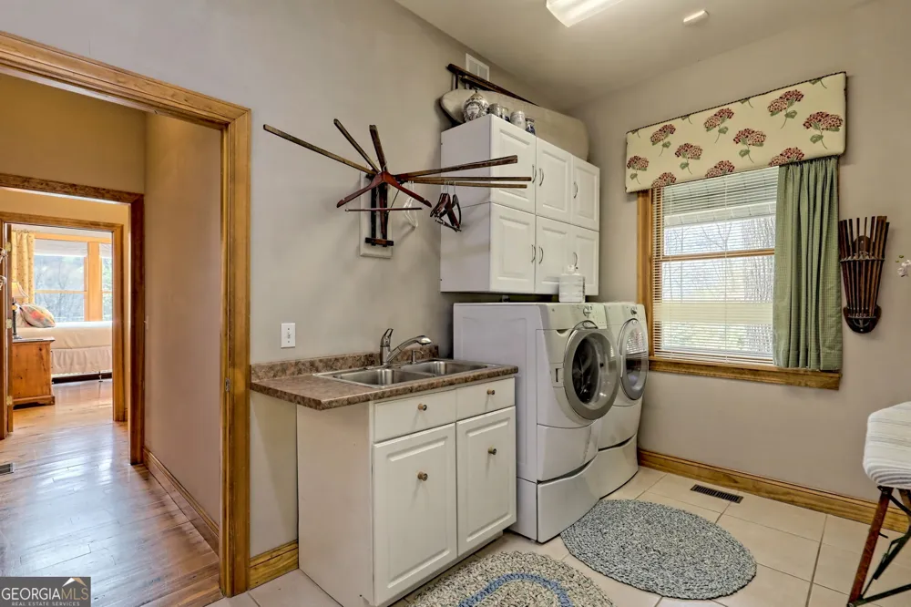 115 Dam Lake DR Dillard, GA 30537