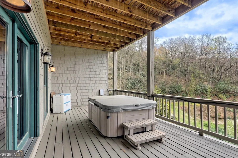 115 Dam Lake DR Dillard, GA 30537