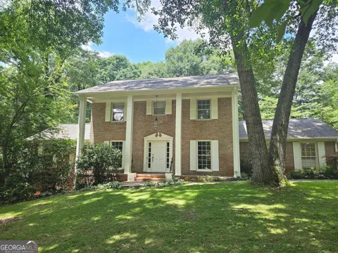615 Kings RD