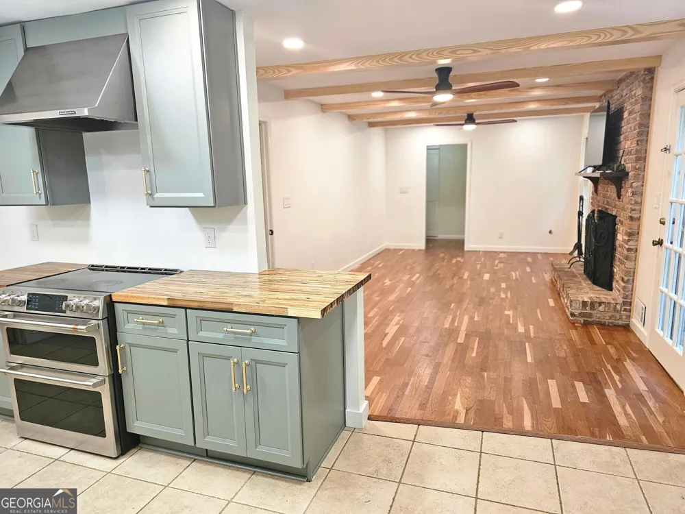615 Kings RD Athens, GA 30606