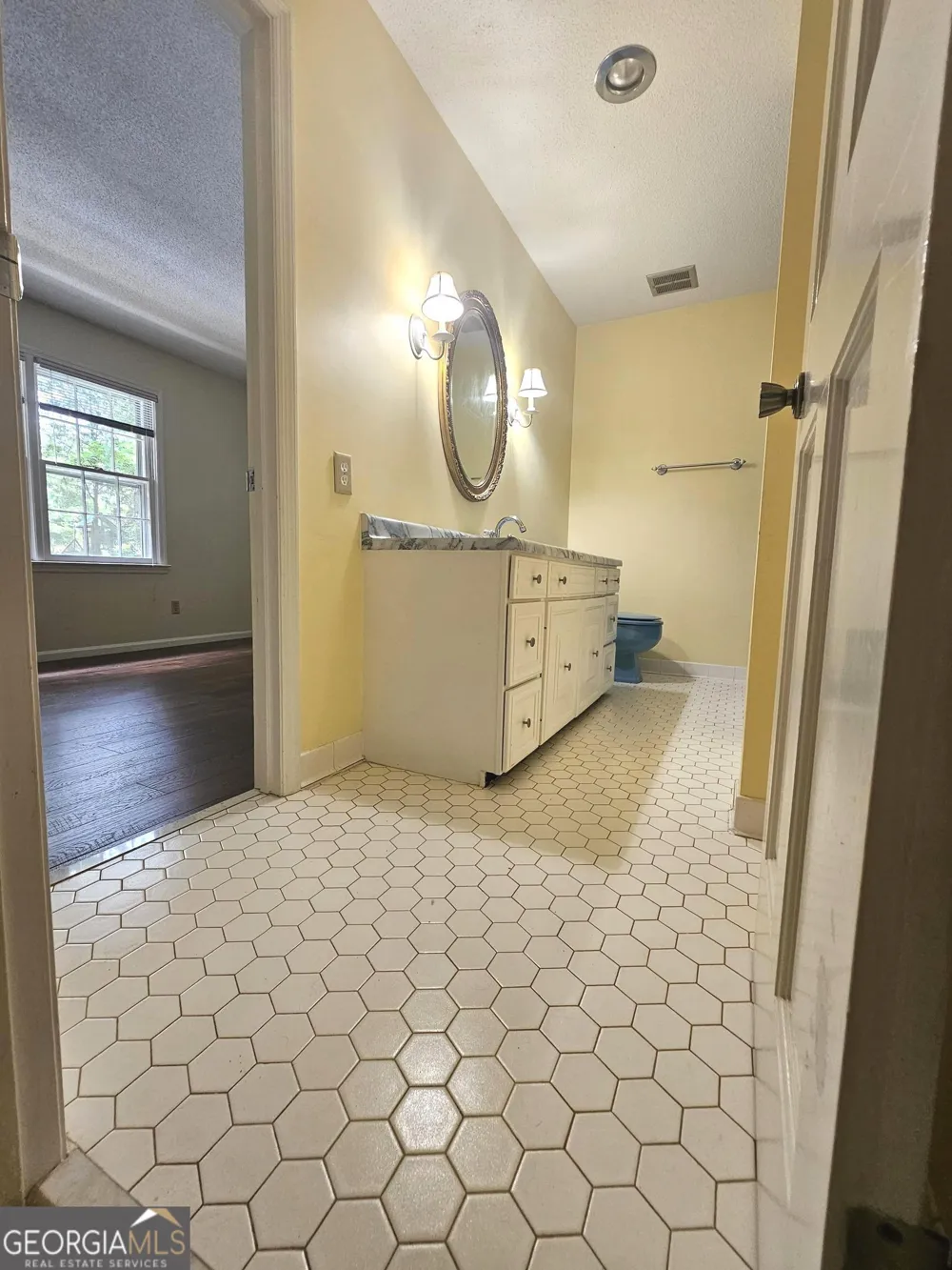 615 Kings RD Athens, GA 30606