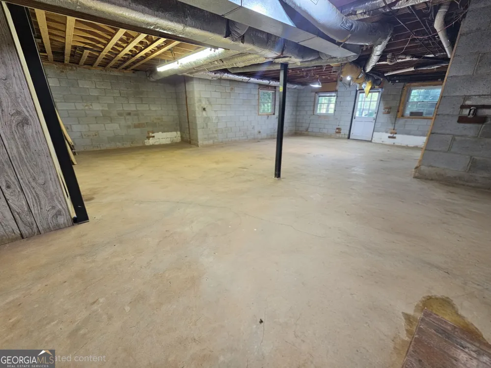 615 Kings RD Athens, GA 30606