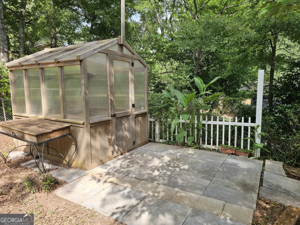 615 Kings RD Athens, GA 30606