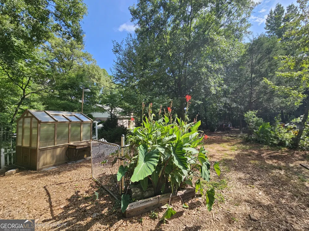 615 Kings RD Athens, GA 30606