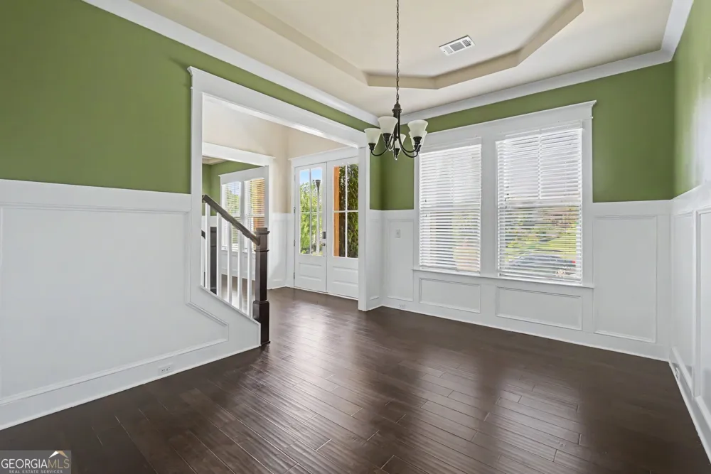 411 Ridgeway LN Canton, GA 30114