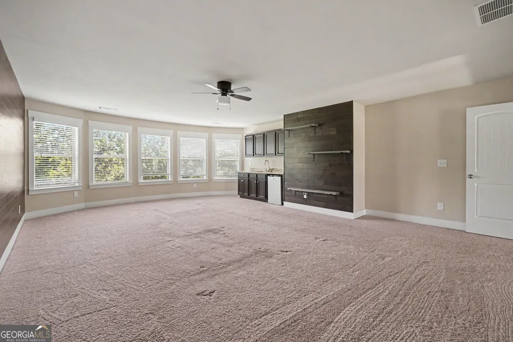 411 Ridgeway LN Canton, GA 30114