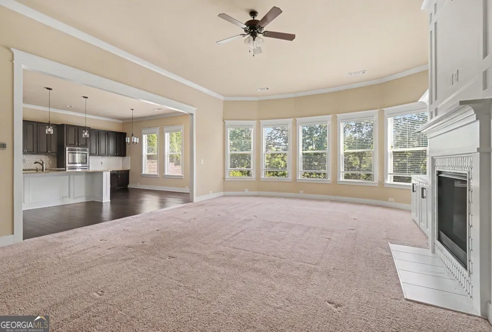 411 Ridgeway LN Canton, GA 30114