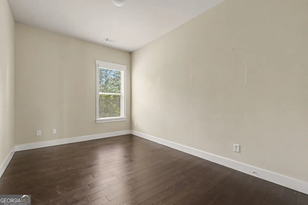 411 Ridgeway LN Canton, GA 30114