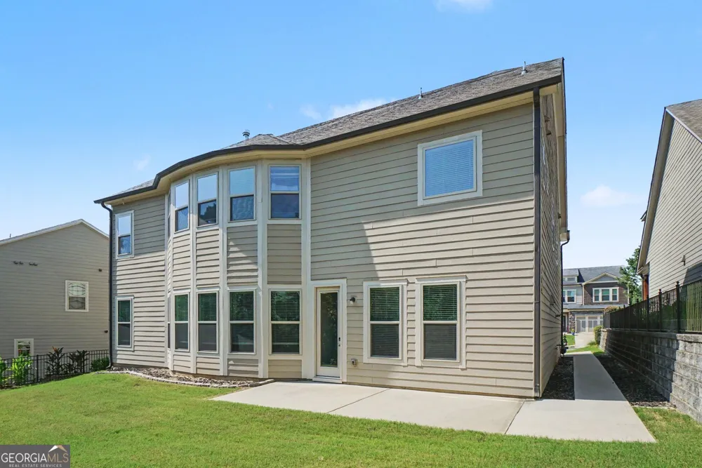 411 Ridgeway LN Canton, GA 30114