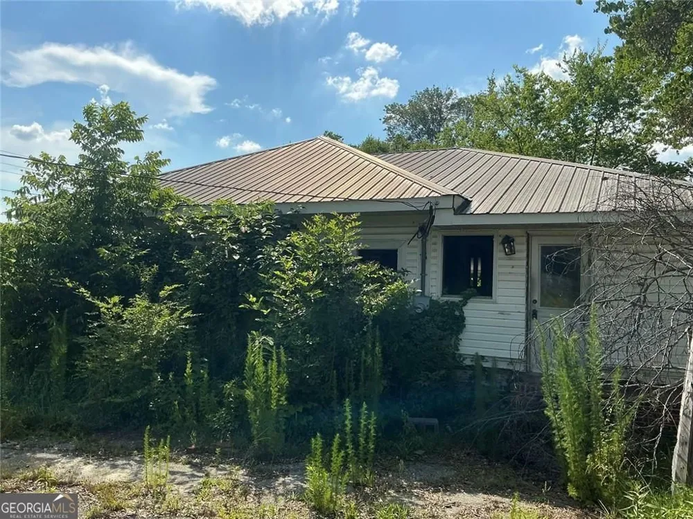 153 Henderson Bend RD NW Calhoun, GA 30701