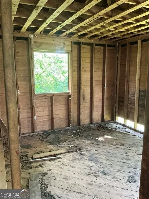 153 Henderson Bend RD NW Calhoun, GA 30701