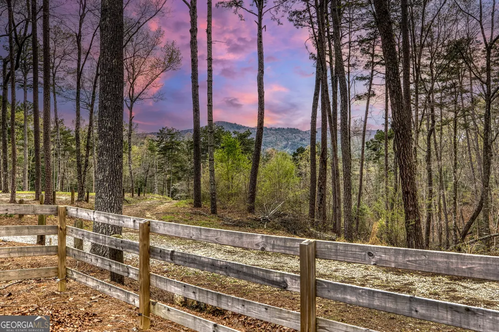 133 Oasis Ridge RD Lakemont, GA 30552