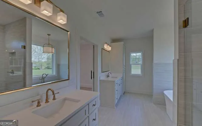 317 Bell Creek Cove RD Hiawassee, GA 30546
