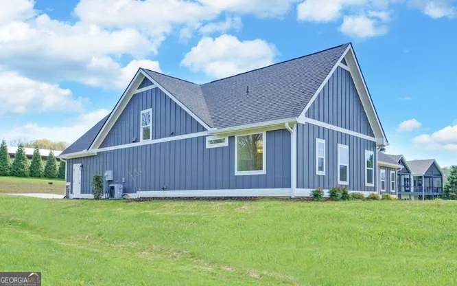 317 Bell Creek Cove RD Hiawassee, GA 30546