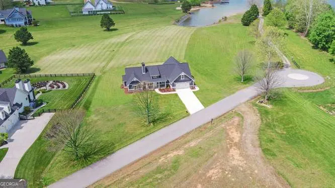 317 Bell Creek Cove RD Hiawassee, GA 30546
