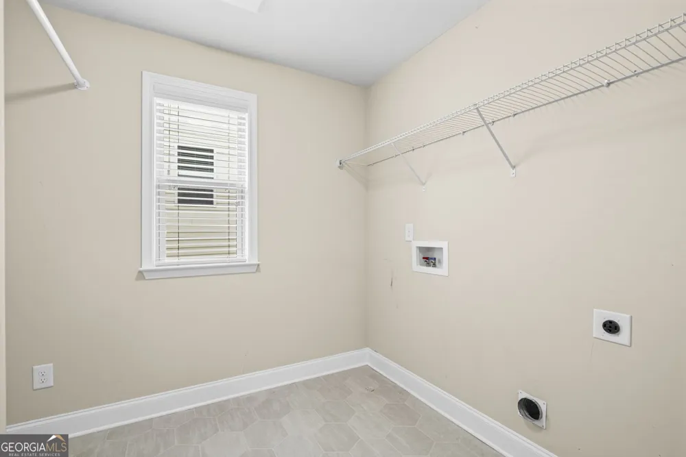 1040 Krobot WAY Milton, GA 30004