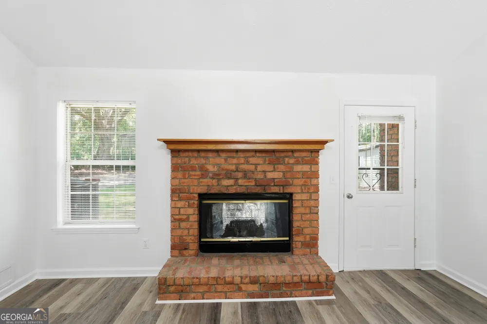 107 E Mills AVE Hinesville, GA 31313