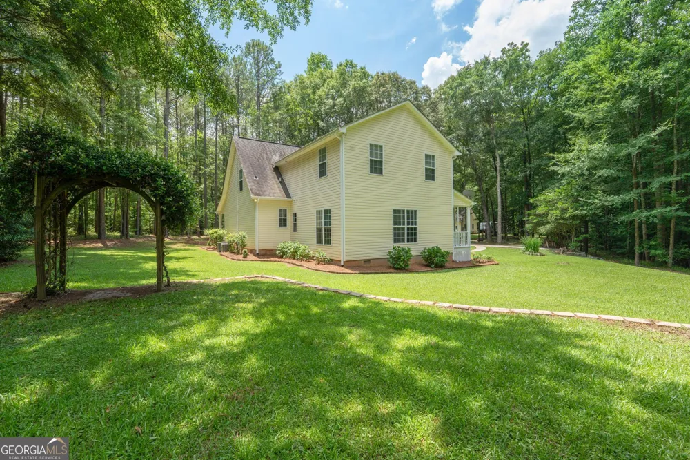 121 Katy Lake RD Jackson, GA 30233