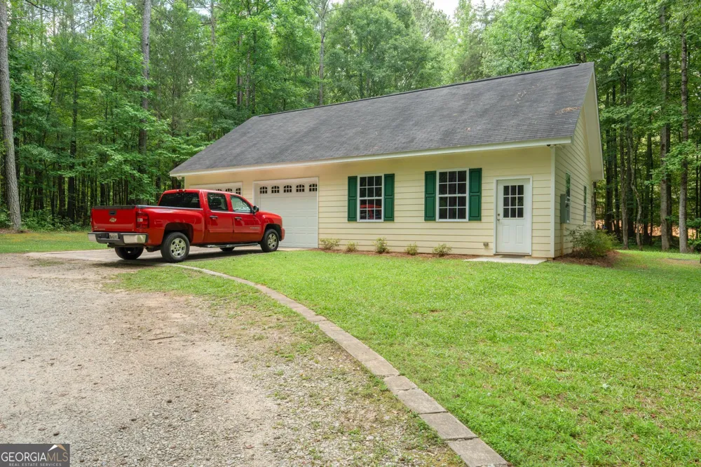 121 Katy Lake RD Jackson, GA 30233