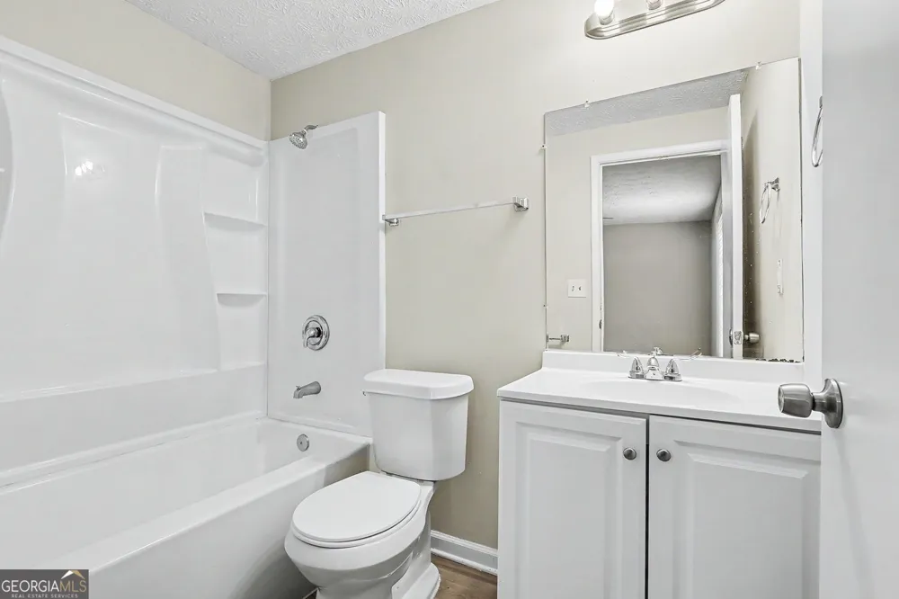 2196 Scarbrough DR Stone Mountain, GA 30088