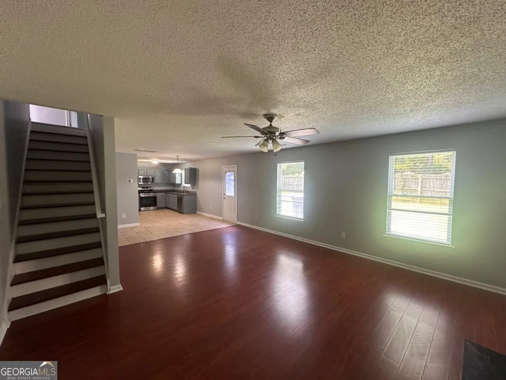 4935 Notting Glen LN Snellville, GA 30039
