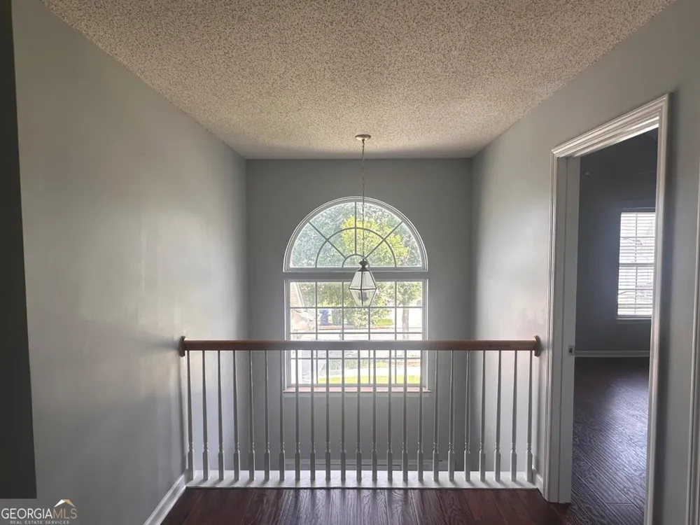 4935 Notting Glen LN Snellville, GA 30039