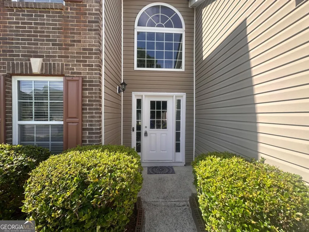 4935 Notting Glen LN Snellville, GA 30039