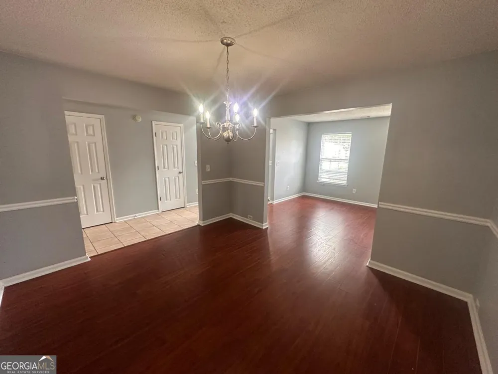 4935 Notting Glen LN Snellville, GA 30039