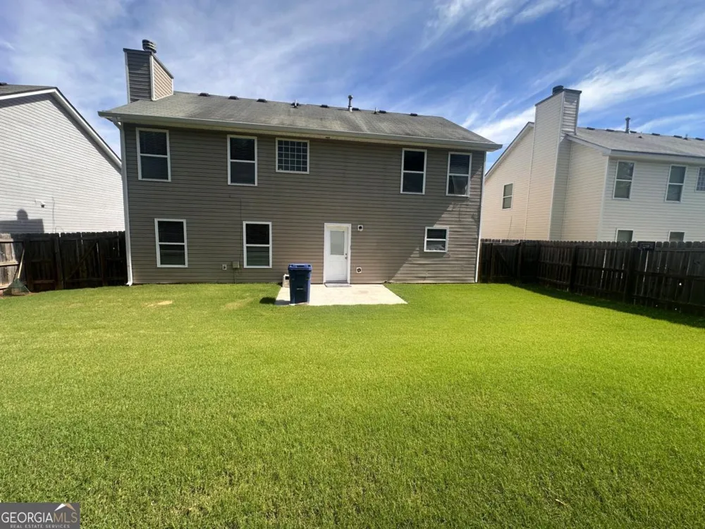 4935 Notting Glen LN Snellville, GA 30039