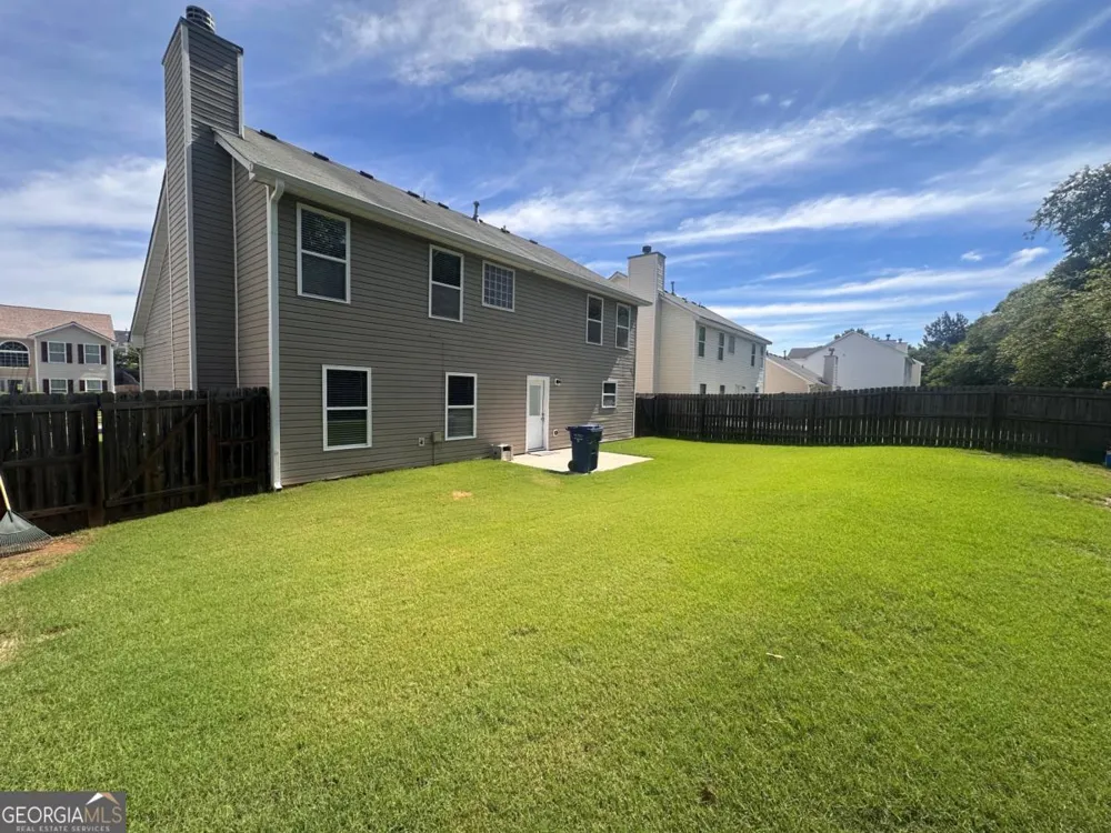 4935 Notting Glen LN Snellville, GA 30039