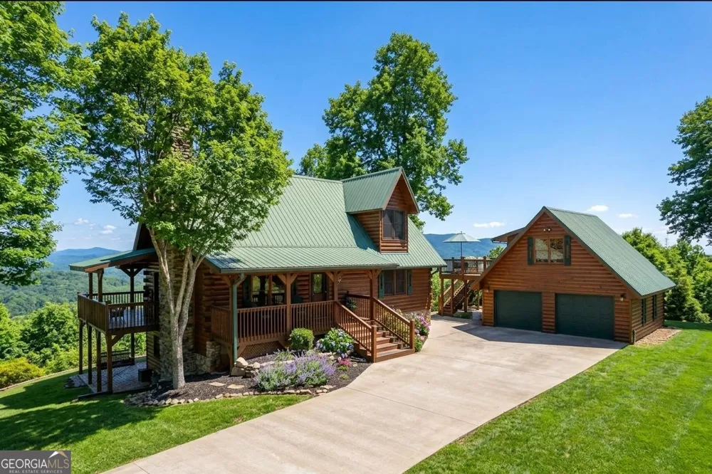 503 Ranch Mountain DR Dahlonega, GA 30533