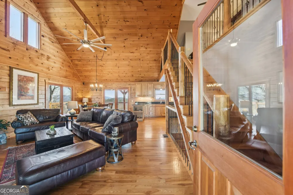 503 Ranch Mountain DR Dahlonega, GA 30533