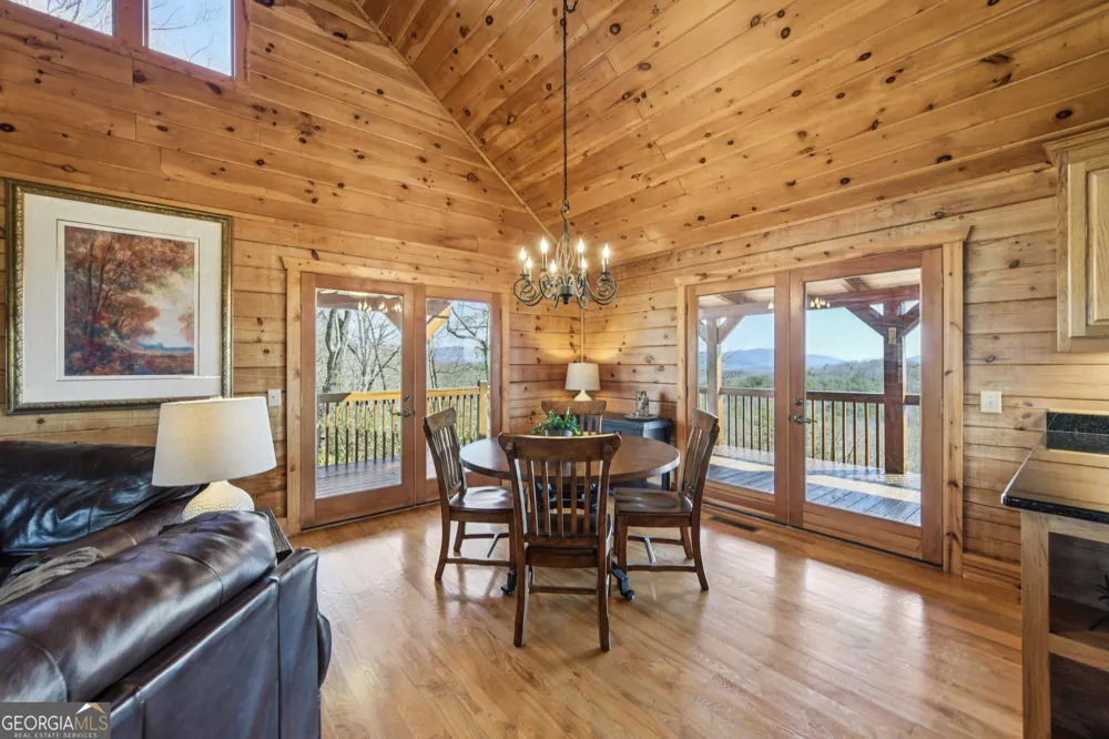 503 Ranch Mountain DR Dahlonega, GA 30533