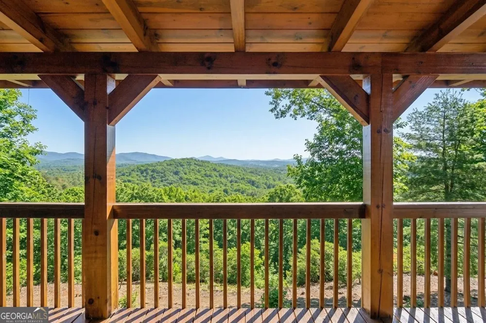 503 Ranch Mountain DR Dahlonega, GA 30533